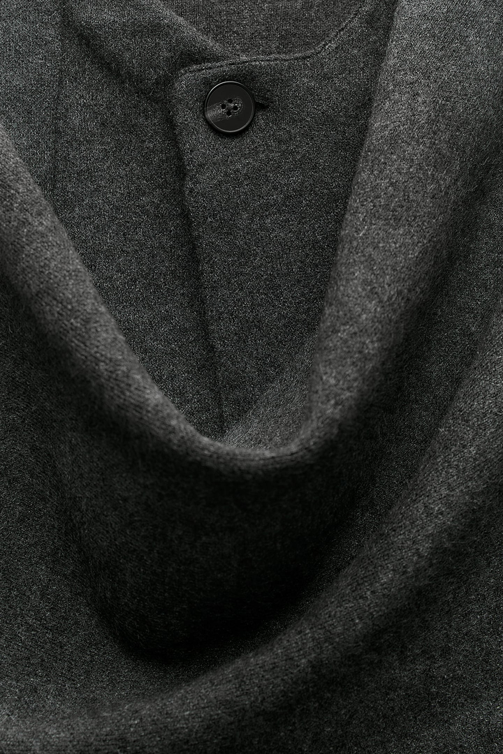 Isabella Wool-Blend Draped Cape Jacket | Relaxed-Fit Band-Collar Jacket